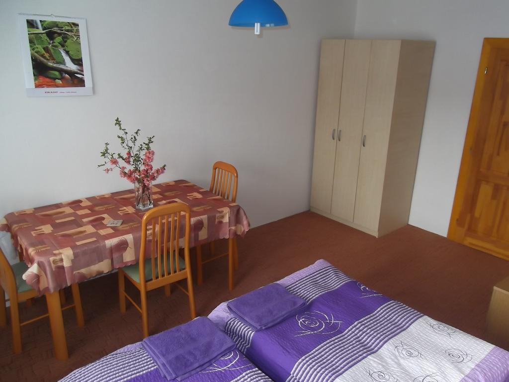 Penzion Apartmany Злін Номер фото