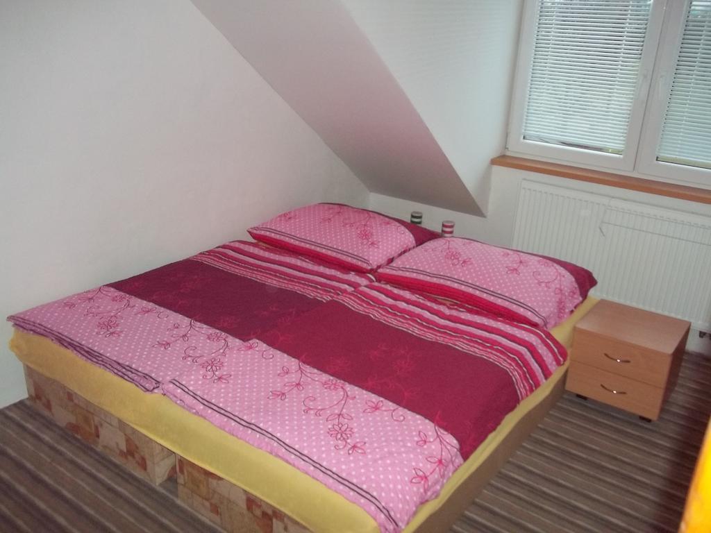 Penzion Apartmany Злін Номер фото