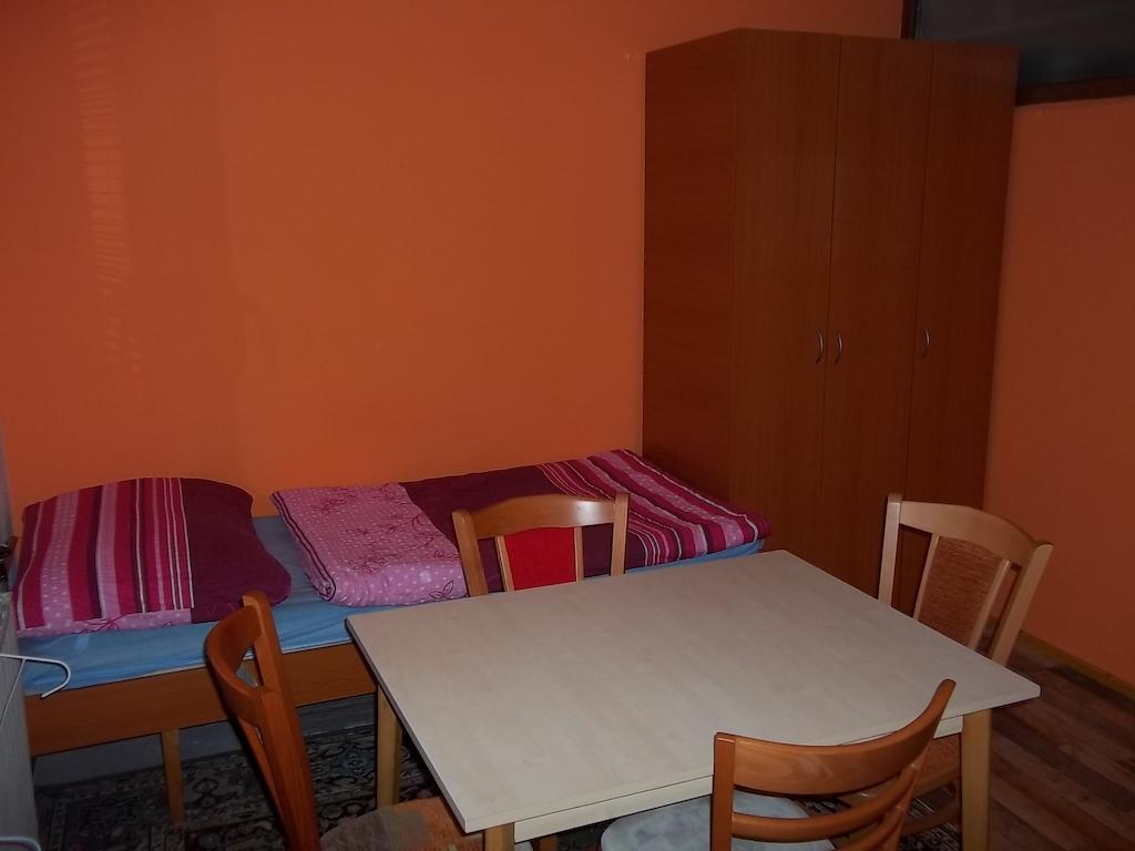 Penzion Apartmany Злін Номер фото